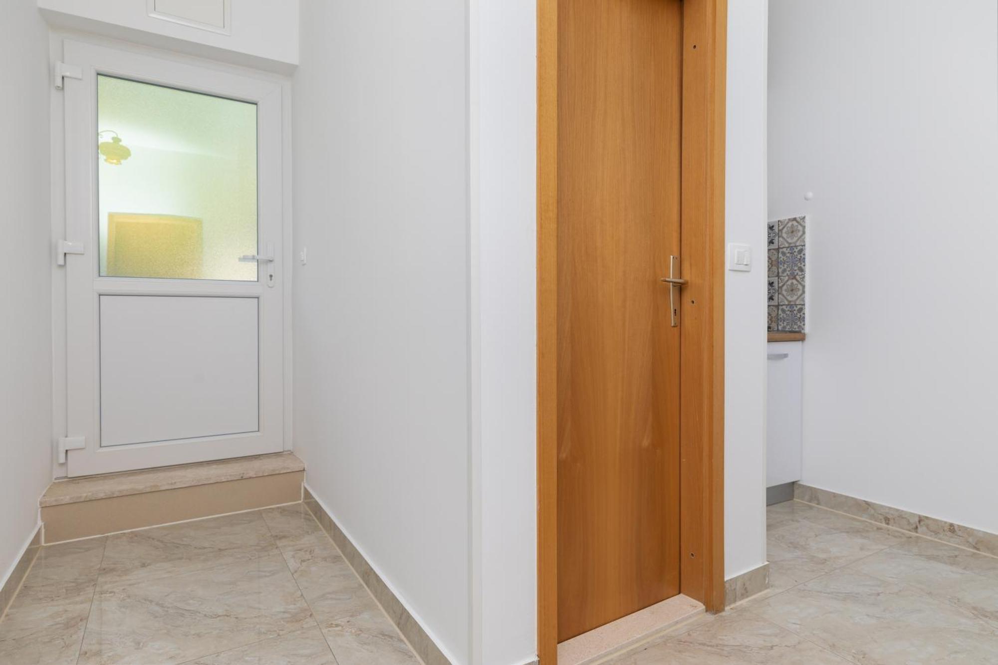 Apartments With A Parking Space Pisak, Omis - 5975 מראה חיצוני תמונה