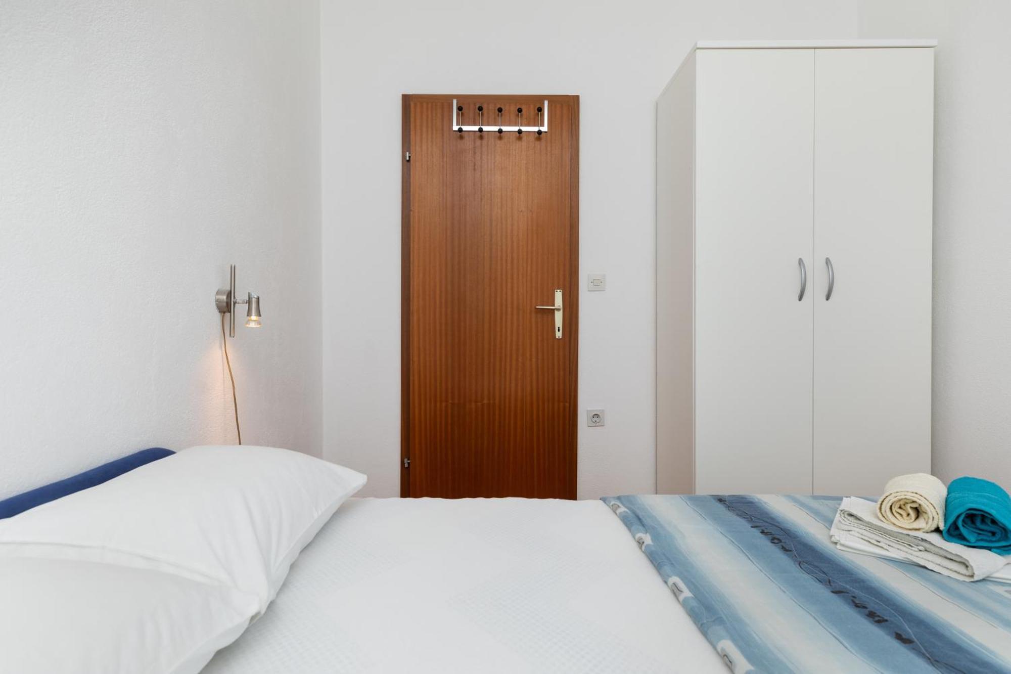 Apartments With A Parking Space Pisak, Omis - 5975 חדר תמונה